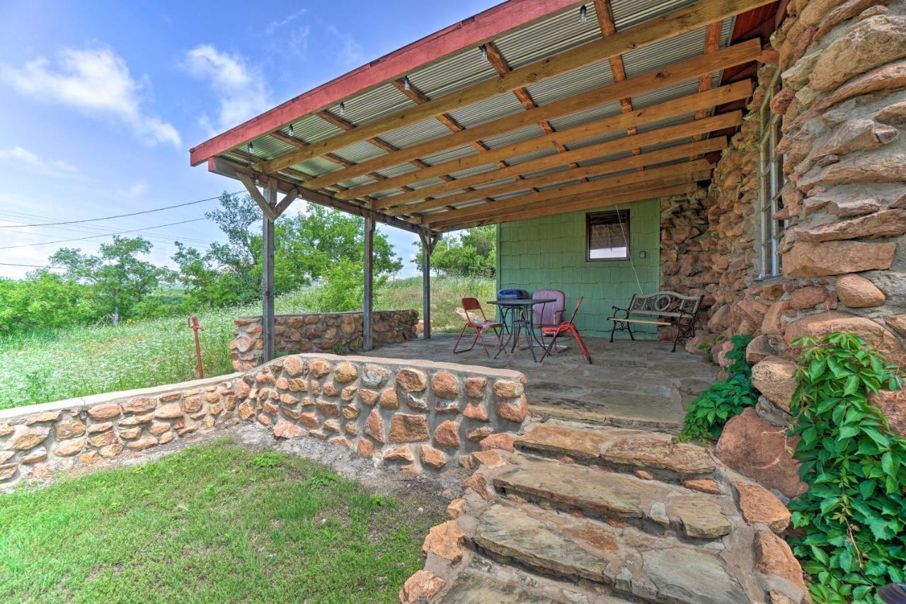 Enchanting Hilltop Cottage In Medicine Park! Ngoại thất bức ảnh